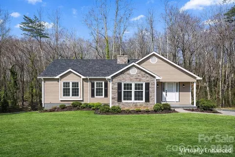 457 17th Ne Ave NE, Hickory, NC 28601