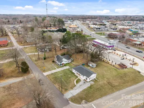 View/Area - 1415 E Council St, Salisbury, NC 28146 photo 2 of 6