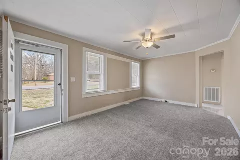 Living - 1415 E Council St, Salisbury, NC 28146 photo 2 of 4