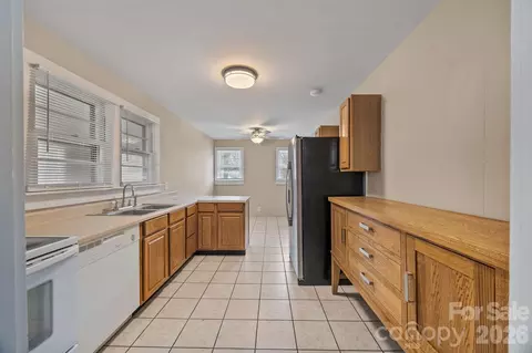 Kitchen - 1415 E Council St, Salisbury, NC 28146 photo 1 of 2