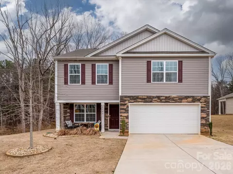 2343 Meadow Stream Dr, Sherrills Ford, NC 28673