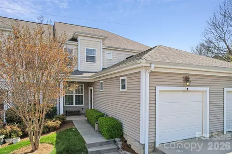 2428 Madison Green Dr, Gastonia, NC 28054