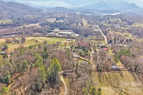 View/Area - 9799 Forrest Dr, Clyde, NC 28721 photo 3 of 7