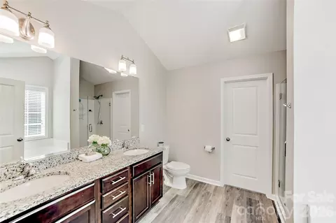Bath - 104 Candace Ct, Stanley, NC 28164 photo 1 of 2