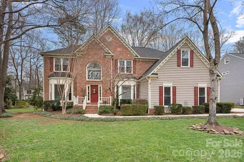 8621 Summerfield Ln, Huntersville, NC 28078