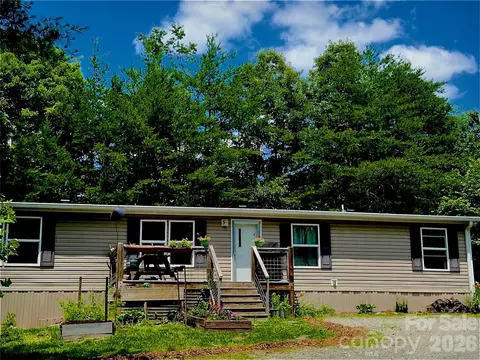 3509 Gabriels Creek Rd, Mars Hill, NC 28754
