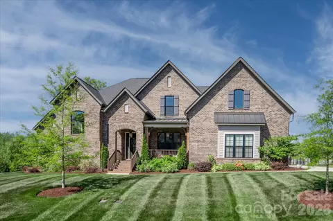 1446 Cherry Laurel Dr, Waxhaw, NC 28173