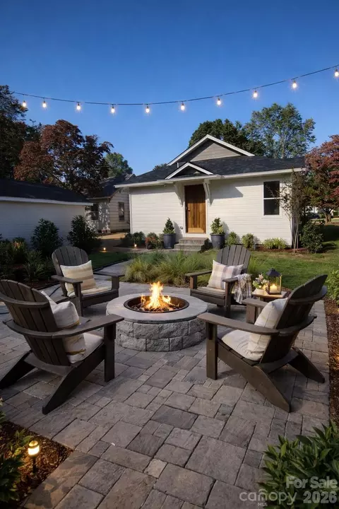 Exterior - 1022 E Main St, Maiden, NC 28650 photo 5 of 8