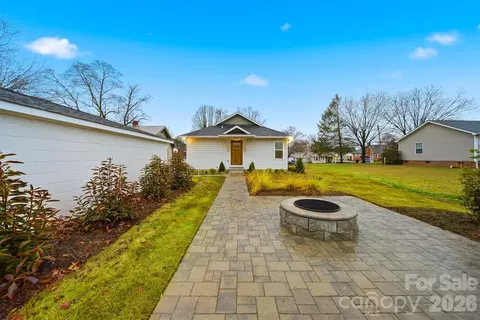 Exterior - 1022 E Main St, Maiden, NC 28650 photo 6 of 8