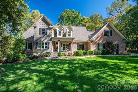 4923 Samuel Pinckney Dr, Belmont, NC 28012