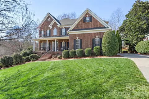 1338 Waynewood Dr, Waxhaw, NC 28173