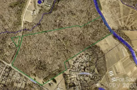 3940 River Rd, Hickory, NC 28602