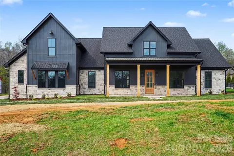 185 Bellingshire Dr, Mount Ulla, NC 28125