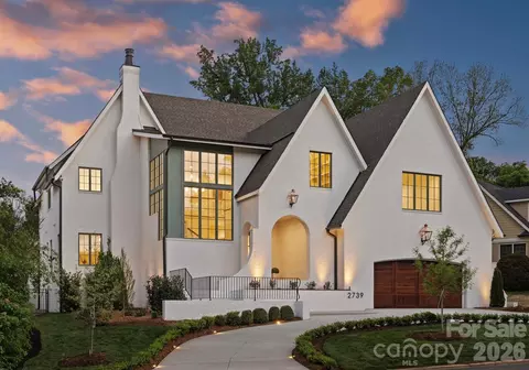 2739 Idlewood Cir, Charlotte, NC 28209