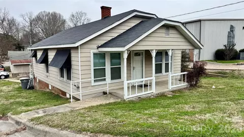 2001 Lane St, Kannapolis, NC 28083