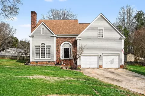3110 Ivy Creek Rd, Gastonia, NC 28056
