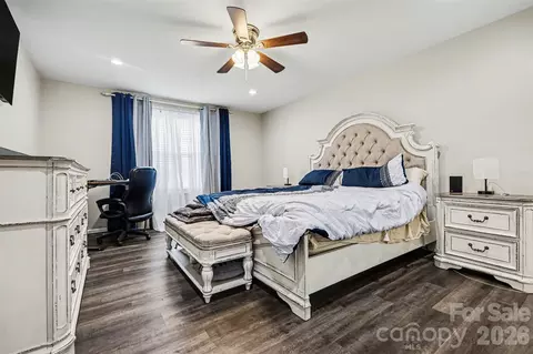 Bedroom - 2061 Gary Ln, Hickory, NC 28602 photo 1 of 4