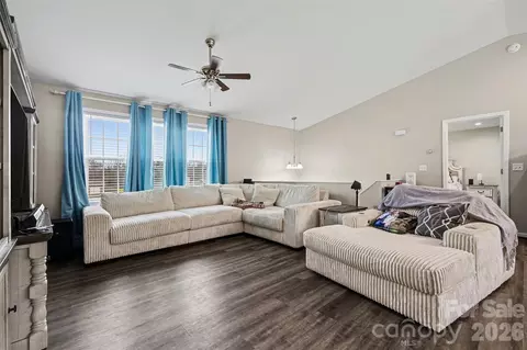 Living - 2061 Gary Ln, Hickory, NC 28602 photo 2 of 2
