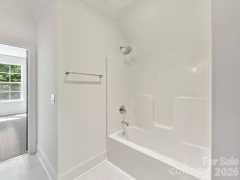 Bath - 3830 Mill Run, Terrell, NC 28682 photo 4 of 5