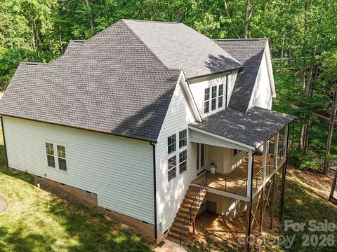 Exterior - 3830 Mill Run, Terrell, NC 28682 photo 6 of 8