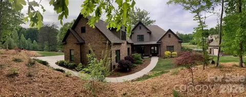 8100 Chaplin Cir, Waxhaw, NC 28173