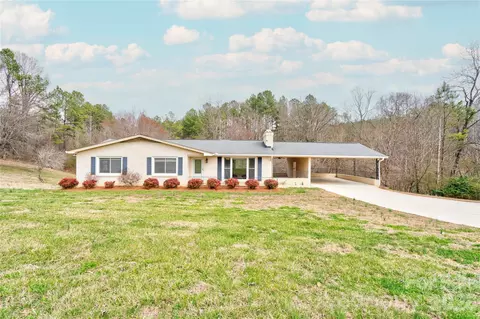845 Long Branch Rd, Grover, NC 28073