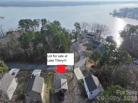 000 Lake Head Rd, Norwood, NC 28128