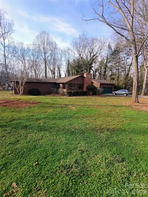 161 Westbrook Dr, Rutherfordton, NC 28139