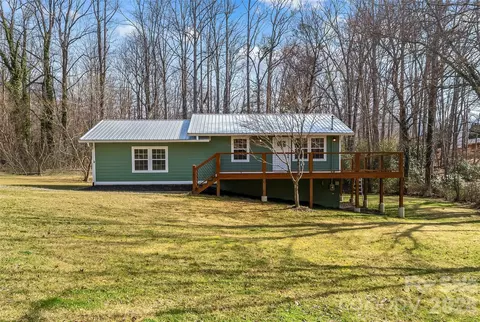 522 Brandon Rd, Black Mountain, NC 28711