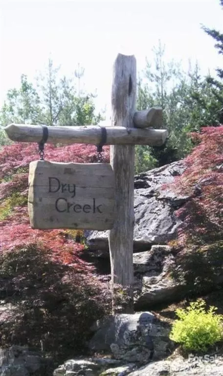 1388 Old Dry Creek Rd, Morganton, NC 28655
