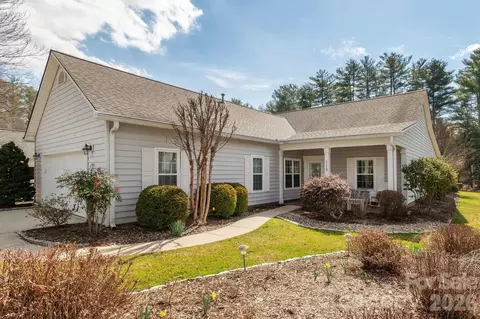 119 Cambridge Dr, Brevard, NC 28712