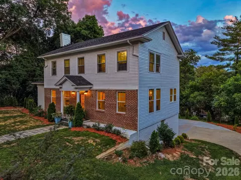 1407 Mimosa Ln, Lenoir, NC 28645