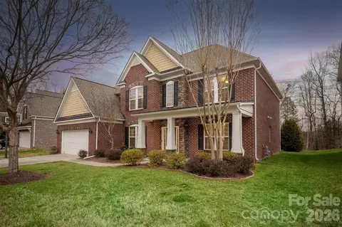 17515 Campbell Hall Ct, Charlotte, NC 28277