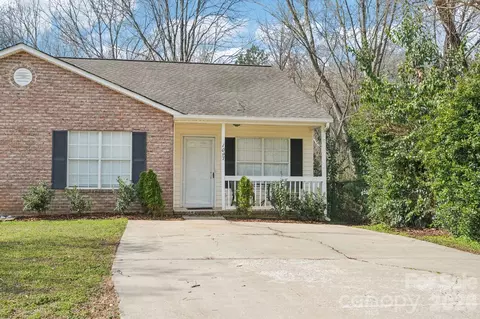 1097 Cherry Meadow Ln, Rock Hill, SC 29732