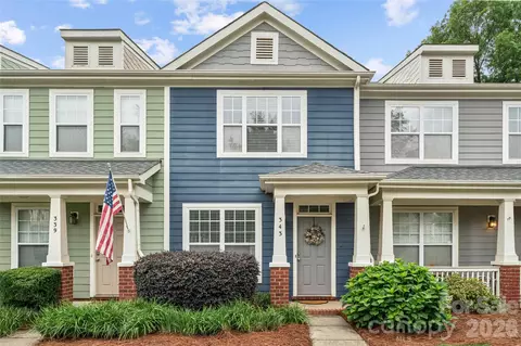 343 Hurston Cir, Charlotte, NC 28208