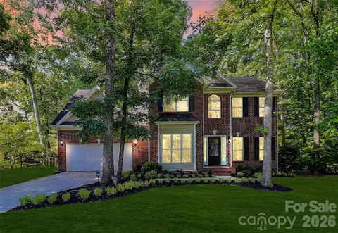 516 Aspen Ln, Indian Trail, NC 28079