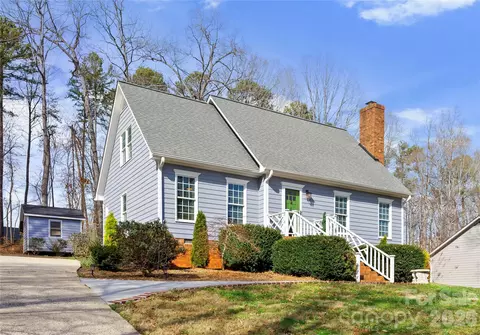 39 Bowen Dr, Belmont, NC 28012