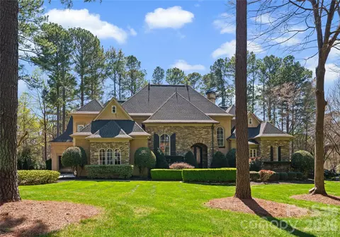 129 Marstons Mill Dr, Mooresville, NC 28117