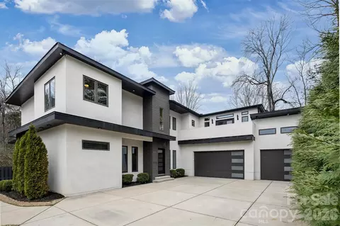 2934 Springs Dr, Charlotte, NC 28226