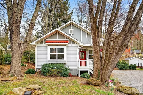 726 Rhododendron Ave, Black Mountain, NC 28711