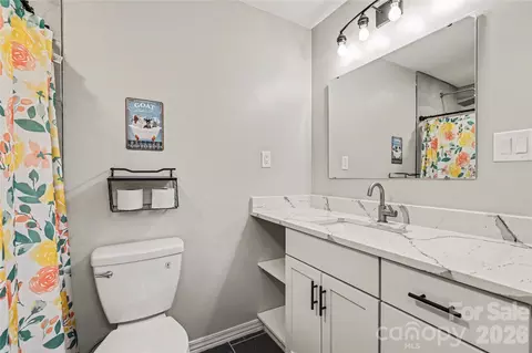 Bath - 835 Bee Tree Rd, Salisbury, NC 28146 photo 1 of 2