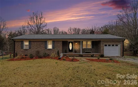 835 Bee Tree Rd, Salisbury, NC 28146