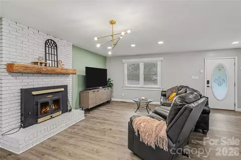 Living - 835 Bee Tree Rd, Salisbury, NC 28146 photo 1 of 1