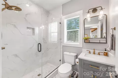 Bath - 54 Weldon Way, Fairview, NC 28730 photo 1 of 3