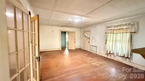 Living - 110 Maple St, Clover, SC 29710 photo 2 of 2