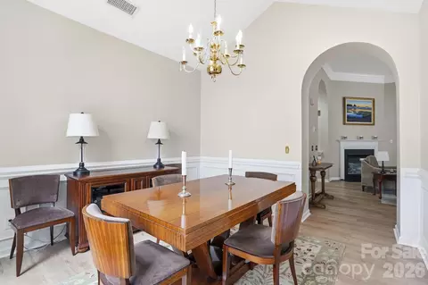 Dining - 20211 Tailwind Ln, Cornelius, NC 28031 photo 3 of 3