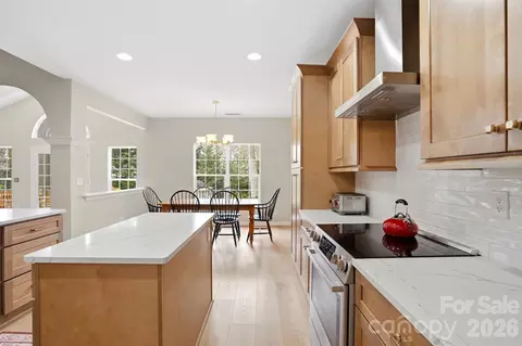 Kitchen - 20211 Tailwind Ln, Cornelius, NC 28031 photo 7 of 7