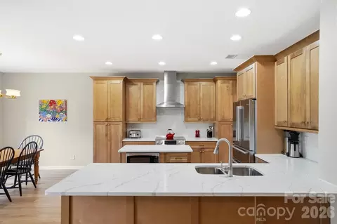 Kitchen - 20211 Tailwind Ln, Cornelius, NC 28031 photo 2 of 7