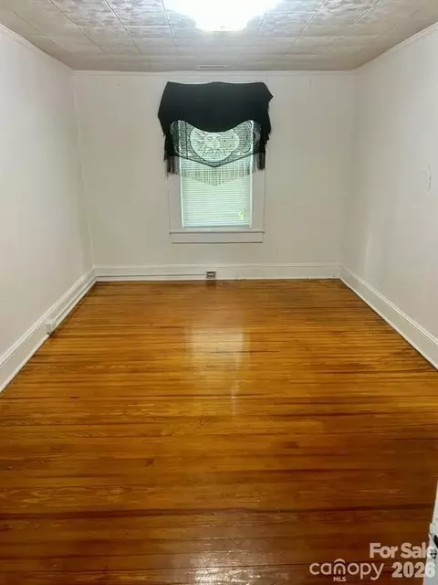 Bedroom - 404 Huffman St, Morganton, NC 28655 photo 4 of 6