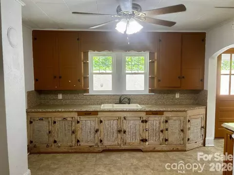 Kitchen - 404 Huffman St, Morganton, NC 28655 photo 2 of 2